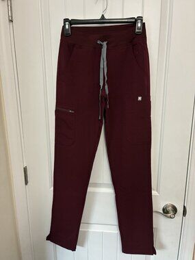 Figs Yola W/Yoga Waistband Tall Skinny In Maroon Size XXS   26” x 32”